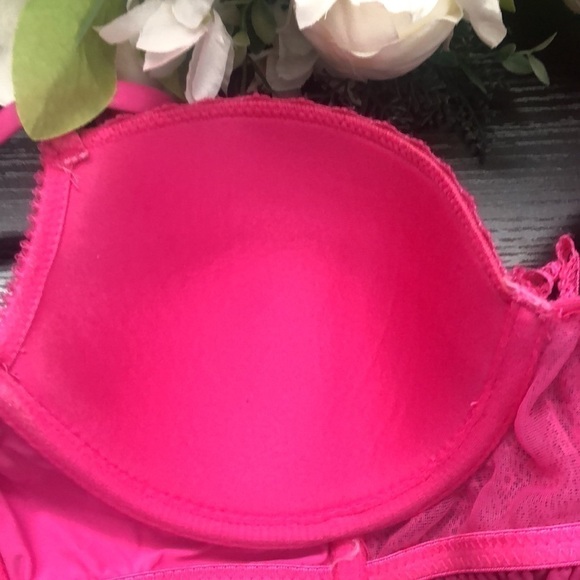 Kensie Bright Pink Sequin and Ruffle Bra Size 34C - Picture 11 of 15
